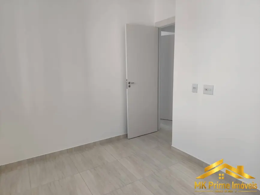 Foto 2 de Apartamento com 2 quartos para alugar, 41m2 em Jaguaribe, Osasco - SP