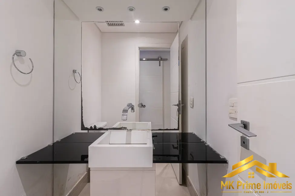 Foto 8 de Casa de Condomínio com 4 quartos para alugar, 230m2 em Tamboré, Santana De Parnaiba - SP