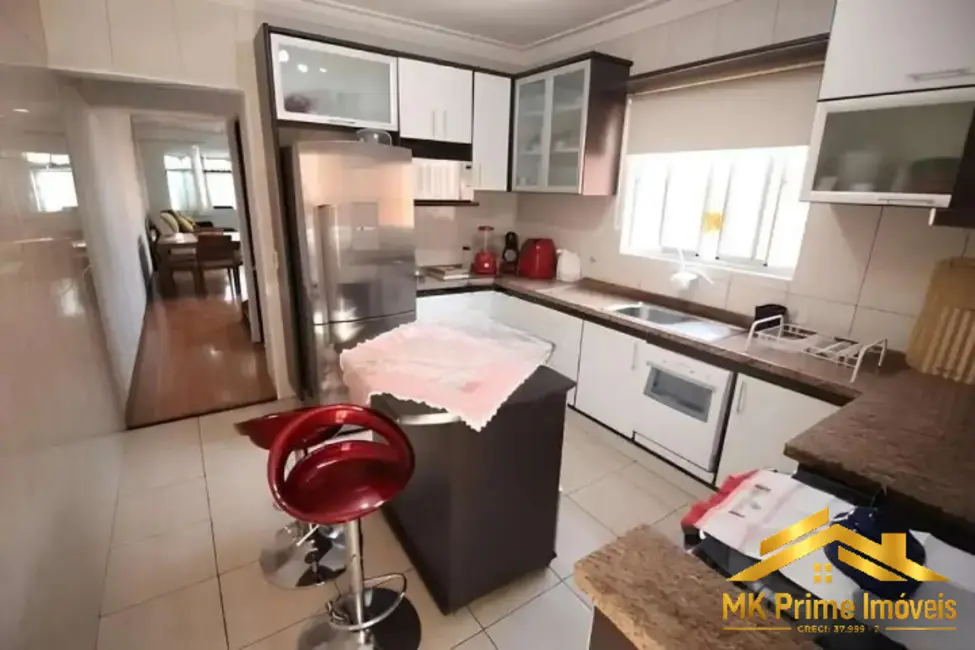 Foto 3 de Casa com 3 quartos à venda, 174m2 em Ayrosa, Osasco - SP