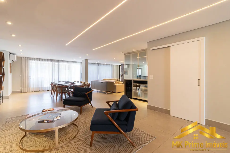 Foto 3 de Casa de Condomínio com 4 quartos à venda e para alugar, 550m2 em Alphaville Residencial Um, Barueri - SP