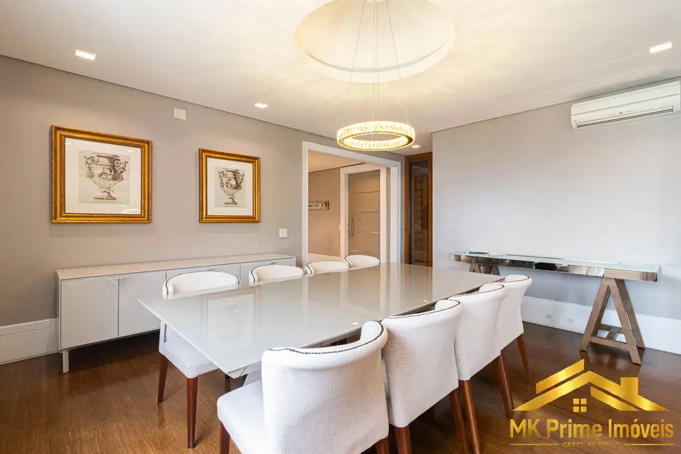 Apartamento com 4 quartos para alugar, 505m2 em Alphaville Empresarial, Barueri - SP - imagem 9 Foto 9 de Apartamento com 4 quartos para alugar, 505m2 em Alphaville Empresarial, Barueri - SP
