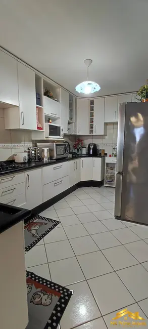Foto 7 de Sobrado com 3 quartos à venda, 400m2 em Mutinga, Osasco - SP