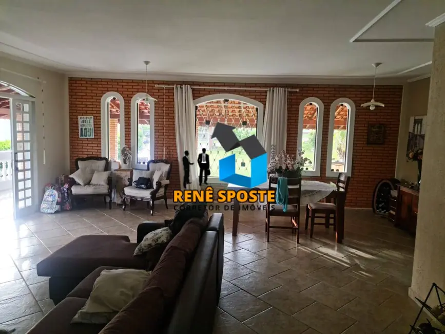 Foto 2 de Casa com 5 quartos à venda, 1000m2 em Sao Pedro - SP