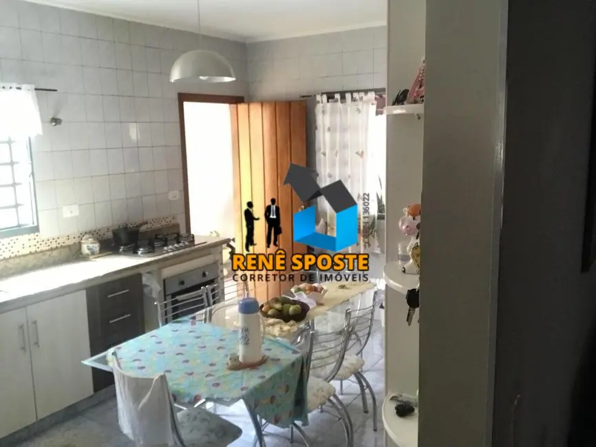 Foto 3 de Casa com 3 quartos à venda, 300m2 em Sao Pedro - SP