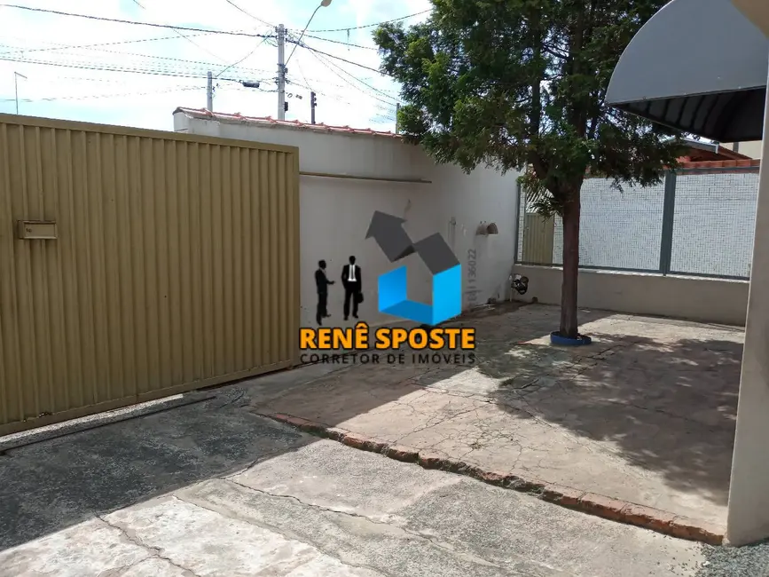 Foto 2 de Casa com 4 quartos à venda, 300m2 em Sao Pedro - SP