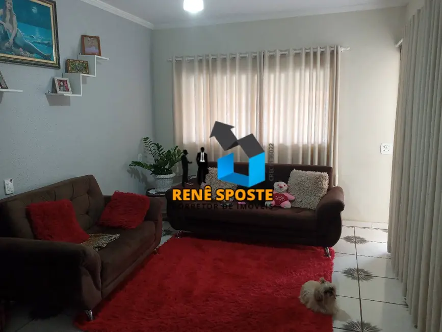 Foto 2 de Casa com 2 quartos à venda, 260m2 em Sao Pedro - SP