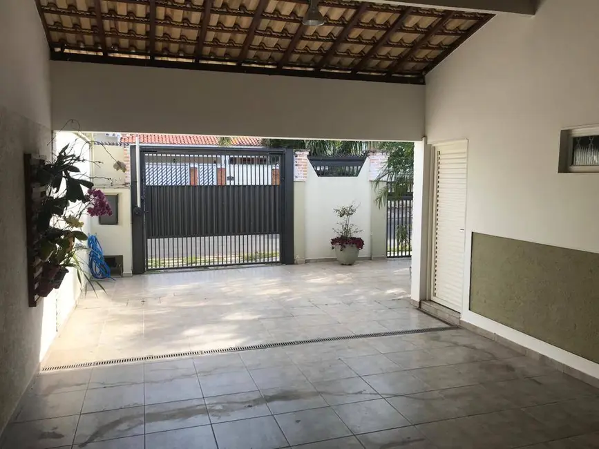 Foto 4 de Casa à venda, 302m2 em Santa Cruz, Sao Pedro - SP