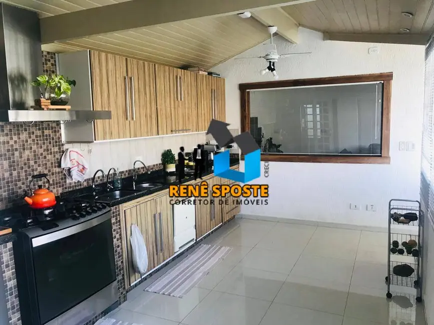Foto 9 de Casa à venda, 302m2 em Santa Cruz, Sao Pedro - SP