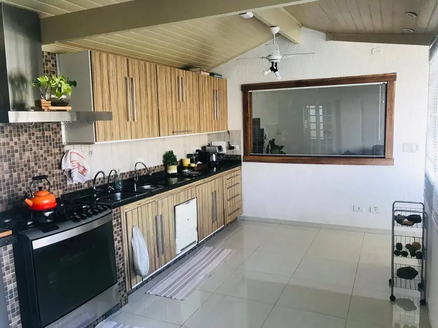 Foto 9 de Casa à venda, 302m2 em Santa Cruz, Sao Pedro - SP