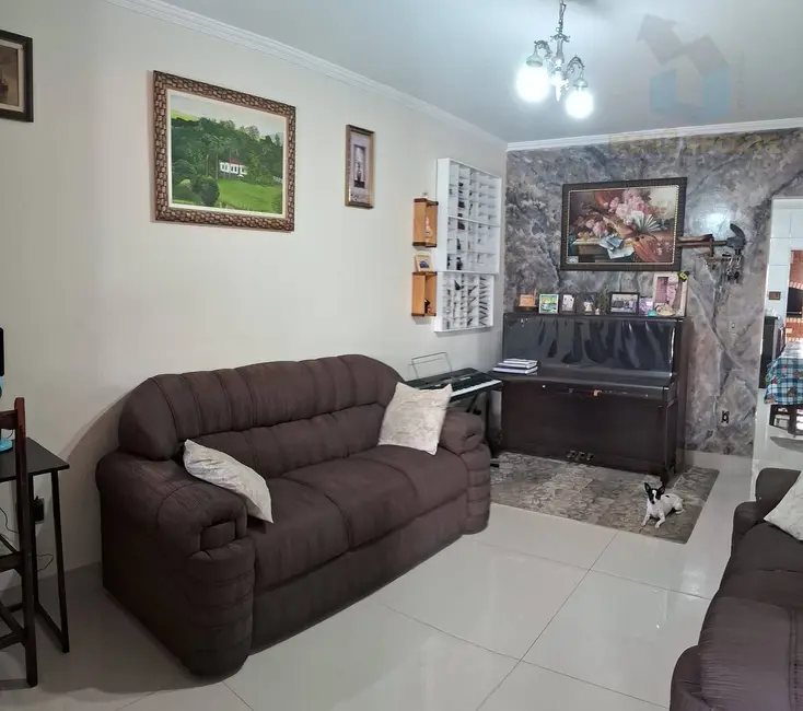 Foto 3 de Casa com 2 quartos à venda, 275m2 em Sao Pedro - SP