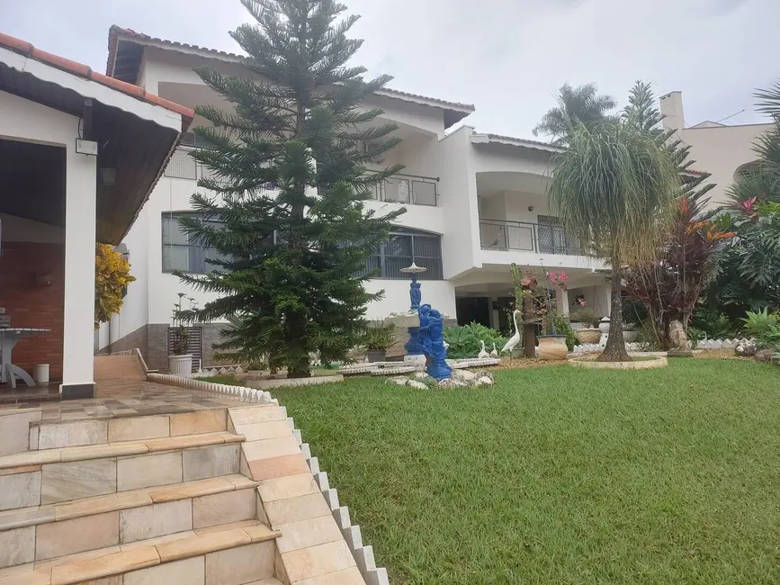 Foto 1 de Casa com 3 quartos à venda, 1000m2 em Sao Pedro - SP