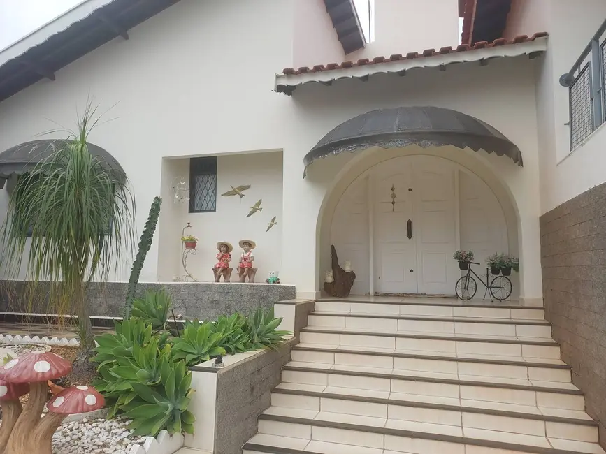 Foto 7 de Casa com 3 quartos à venda, 1000m2 em Sao Pedro - SP