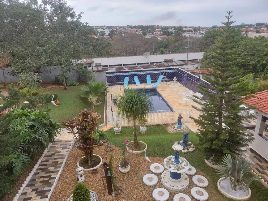 Foto 5 de Casa com 3 quartos à venda, 1000m2 em Sao Pedro - SP