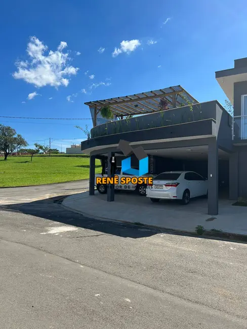 Foto 2 de Casa com 4 quartos à venda, 500m2 em Aguas De Sao Pedro - SP