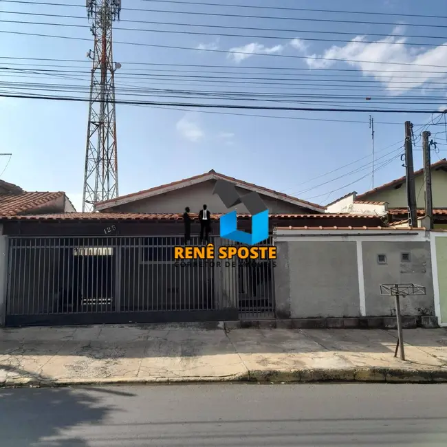Foto 1 de Casa com 4 quartos à venda, 250m2 em Sao Pedro - SP