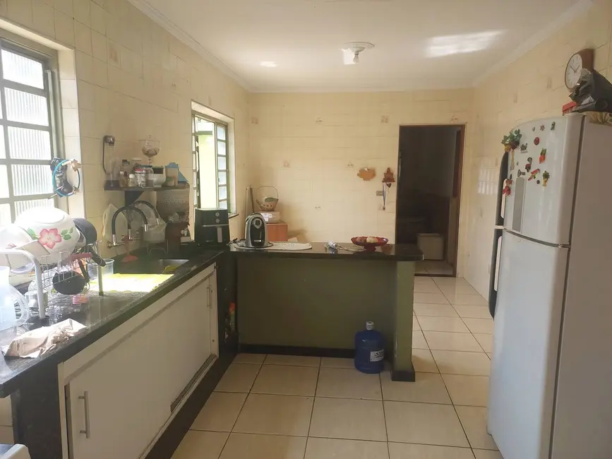 Foto 9 de Casa com 3 quartos à venda, 300m2 em Sao Pedro - SP