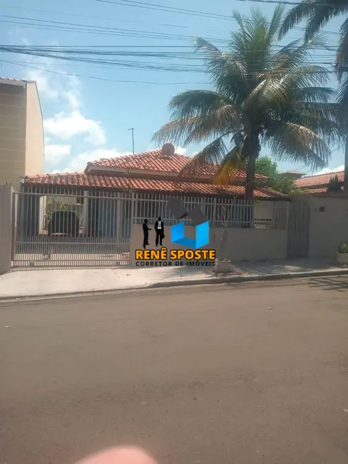 Foto 2 de Casa com 3 quartos à venda, 300m2 em Sao Pedro - SP