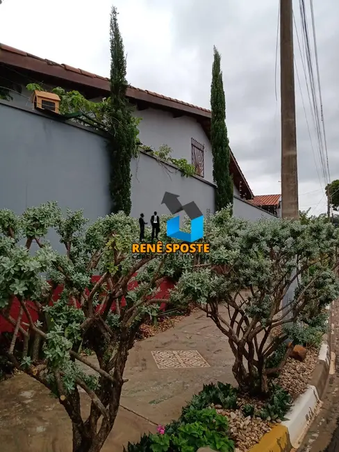 Foto 3 de Casa com 3 quartos à venda, 307m2 em Sao Pedro - SP