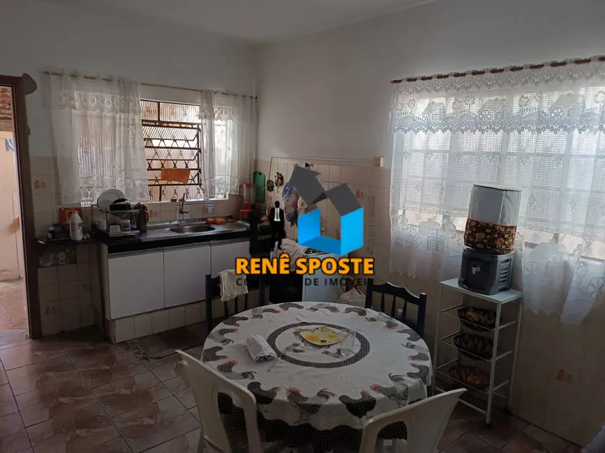 Foto 4 de Casa com 2 quartos à venda, 300m2 em Sao Pedro - SP