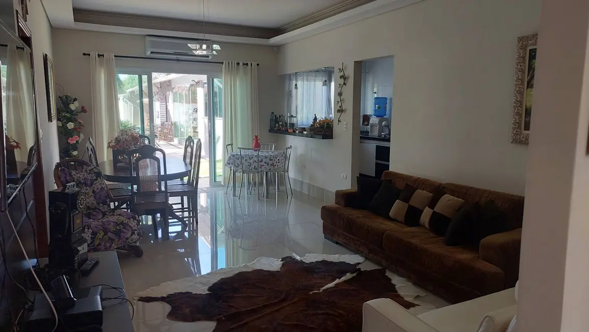 Foto 4 de Chácara com 5 quartos à venda, 1015m2 em Sao Pedro - SP