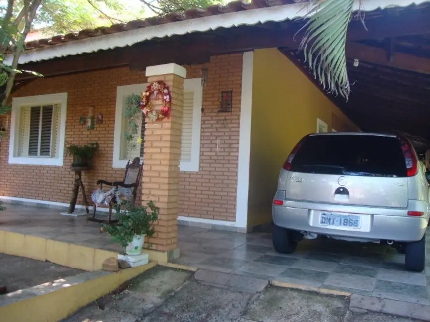 Foto 1 de Casa com 3 quartos à venda, 705m2 em Sao Pedro - SP