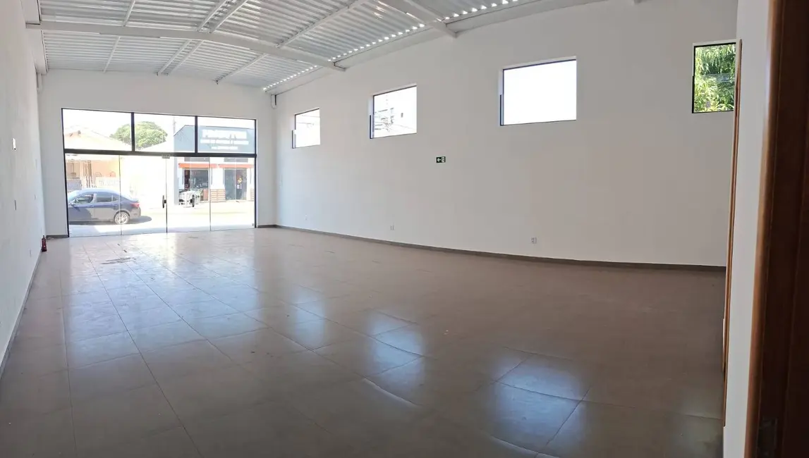 Foto 2 de Sala Comercial à venda e para alugar, 44m2 em Sao Pedro - SP