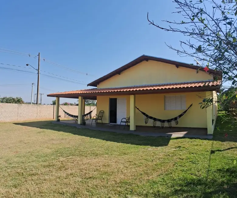 Foto 2 de Casa com 3 quartos à venda, 725m2 em Sao Pedro - SP