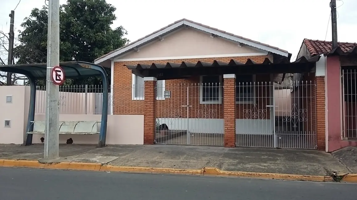 Foto 1 de Casa com 4 quartos à venda, 251m2 em Sao Pedro - SP