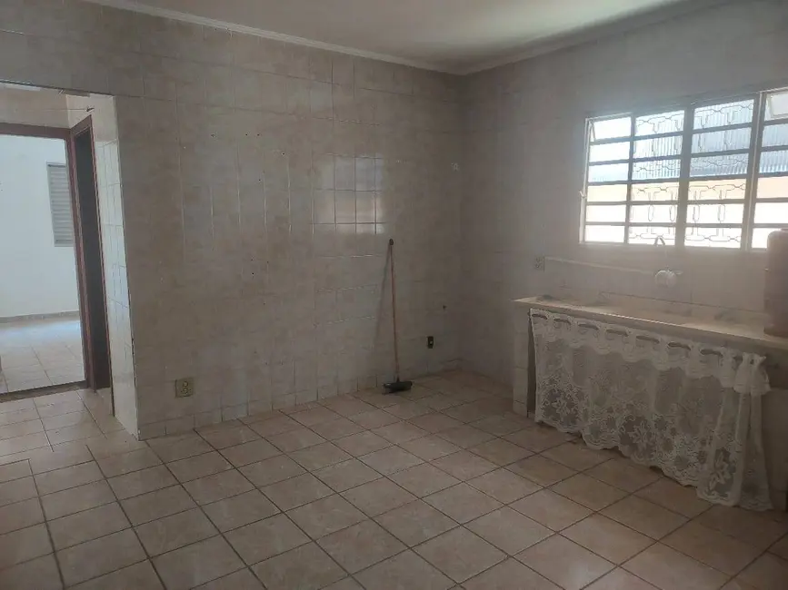 Foto 6 de Casa com 4 quartos à venda, 251m2 em Sao Pedro - SP