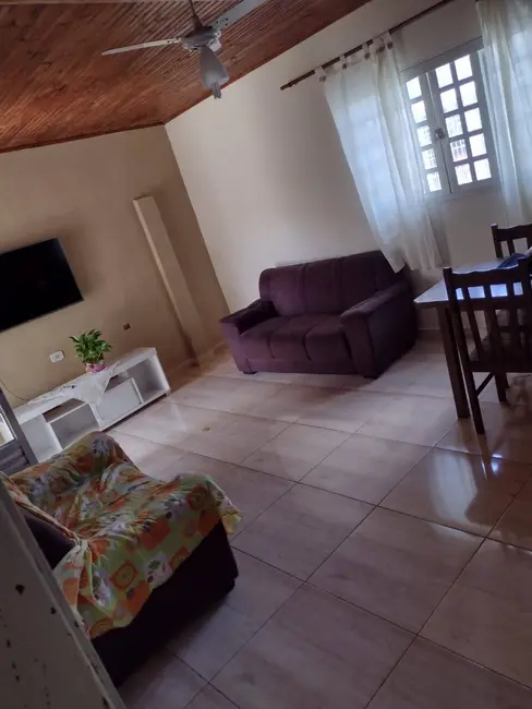 Foto 1 de Casa com 3 quartos à venda, 200m2 em Sao Pedro - SP