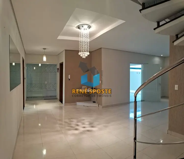 Foto 5 de Sobrado com 4 quartos à venda, 300m2 em Sao Pedro - SP