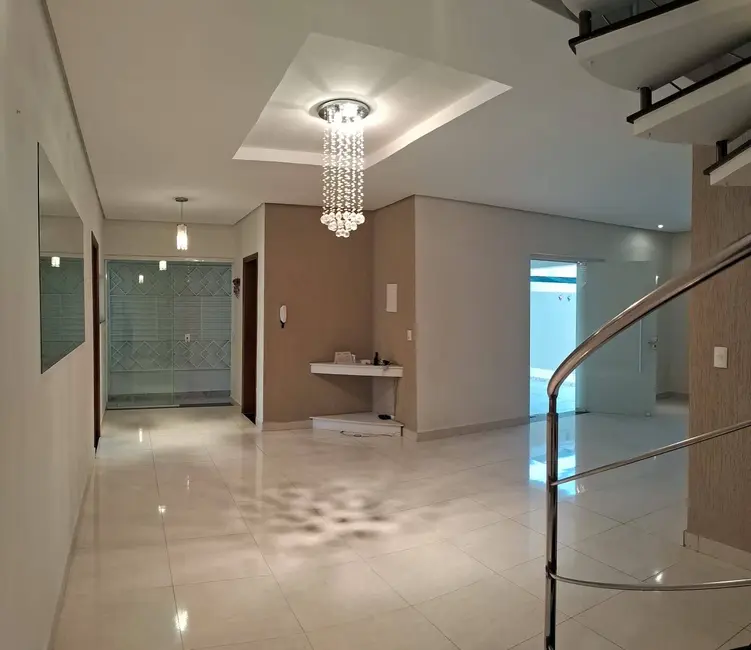 Foto 6 de Sobrado com 4 quartos à venda, 300m2 em Sao Pedro - SP