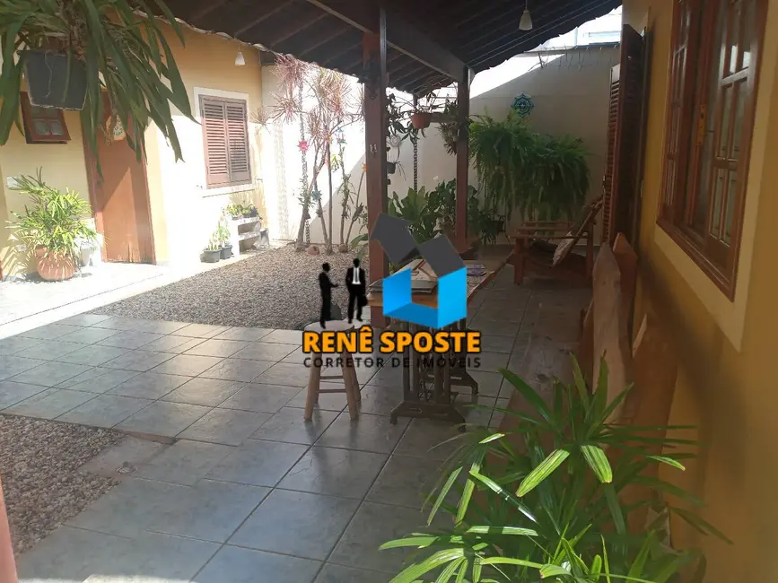 Foto 1 de Casa com 3 quartos à venda, 250m2 em Sao Pedro - SP