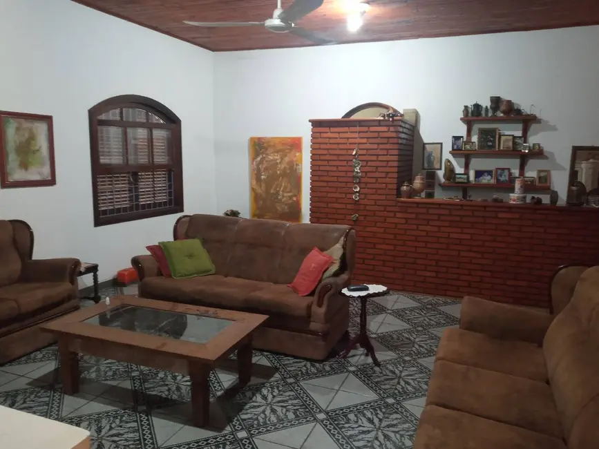 Foto 3 de Chácara com 8 quartos à venda, 5000m2 em Sao Pedro - SP