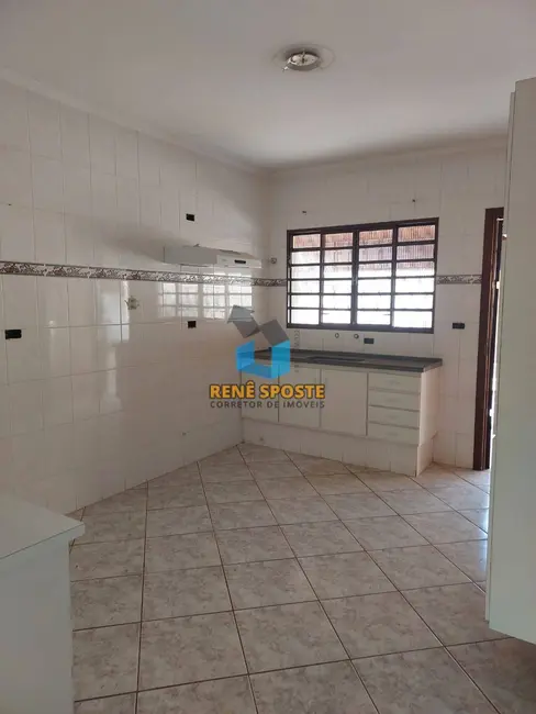Foto 3 de Casa com 2 quartos à venda, 275m2 em Sao Pedro - SP