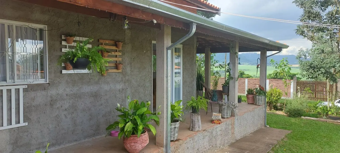 Foto 1 de Chácara com 3 quartos à venda, 1100m2 em Sao Pedro - SP