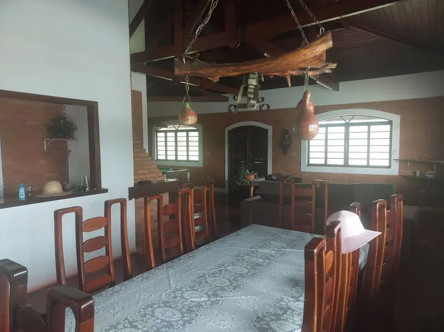 Foto 3 de Chácara com 5 quartos à venda, 5000m2 em Sao Pedro - SP