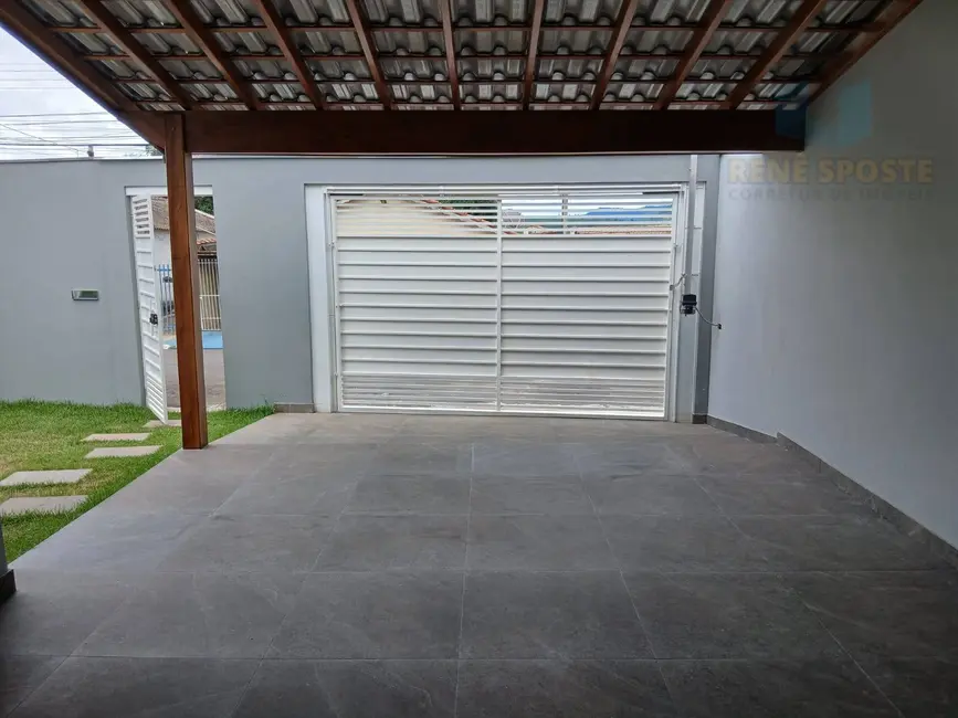 Foto 2 de Casa com 3 quartos à venda, 261m2 em Sao Pedro - SP