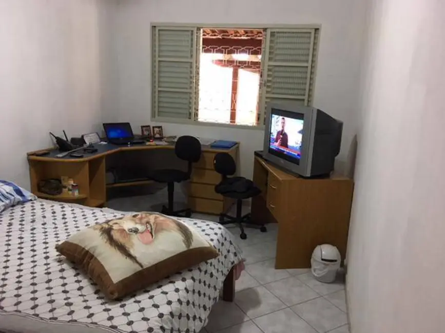 Foto 5 de Sobrado com 5 quartos à venda, 449m2 em Sao Pedro - SP