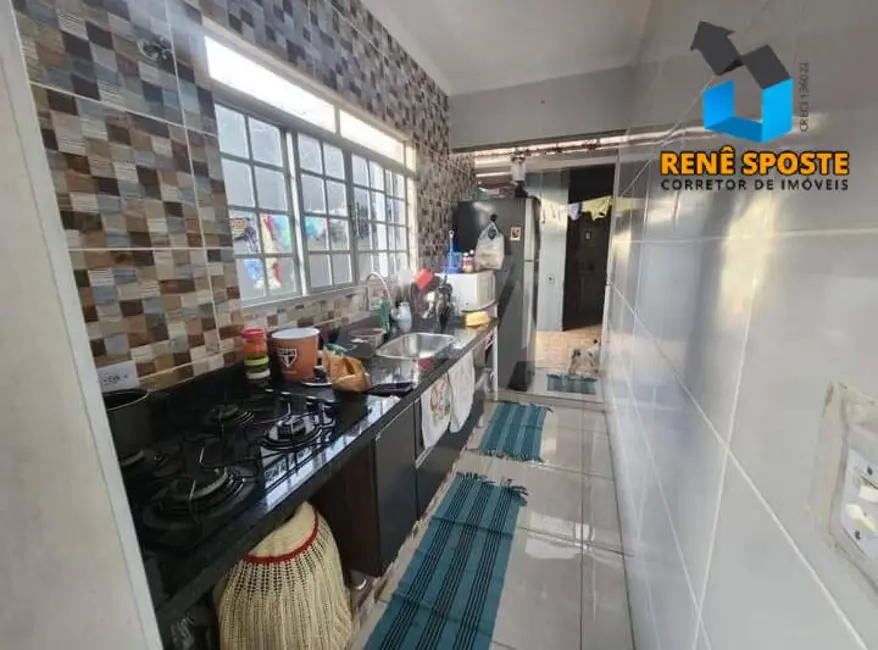 Foto 2 de Casa com 2 quartos à venda, 128m2 em Sao Pedro - SP