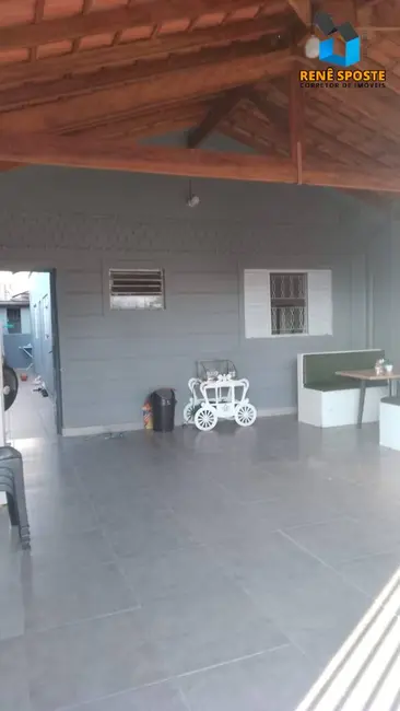 Foto 1 de Casa com 2 quartos à venda, 128m2 em Sao Pedro - SP