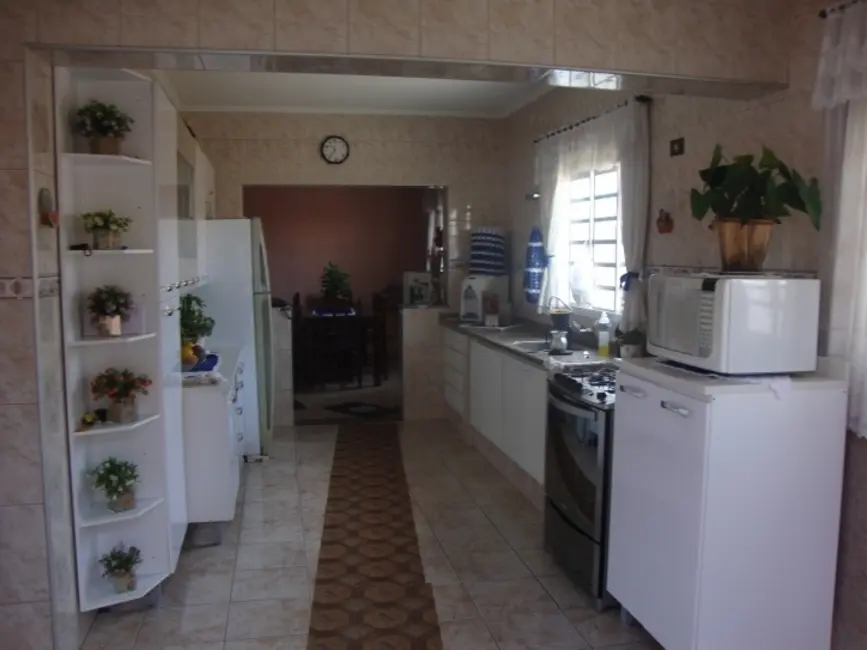 Foto 8 de Sobrado com 4 quartos à venda, 290m2 em Sao Pedro - SP