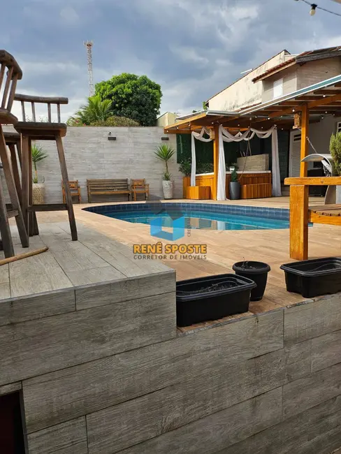 Foto 2 de Casa com 3 quartos à venda, 560m2 em Centro, Aguas De Sao Pedro - SP