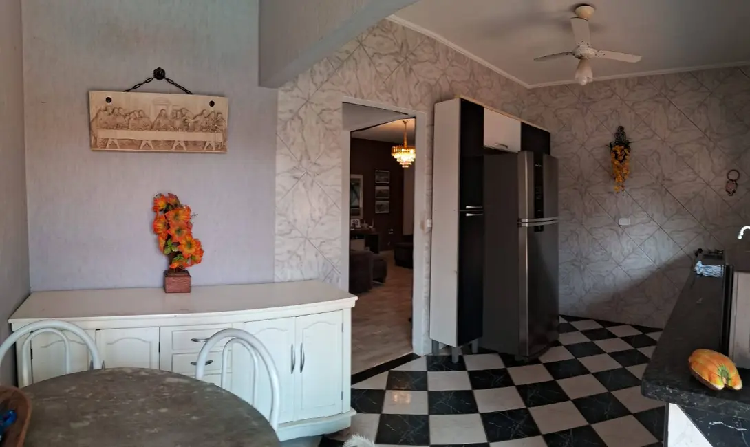 Foto 4 de Casa com 3 quartos à venda, 300m2 em Sao Pedro - SP