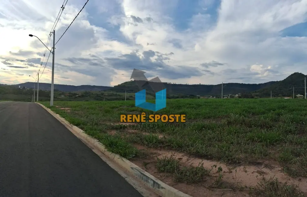 Foto 2 de Terreno / Lote à venda, 300m2 em Sao Pedro - SP