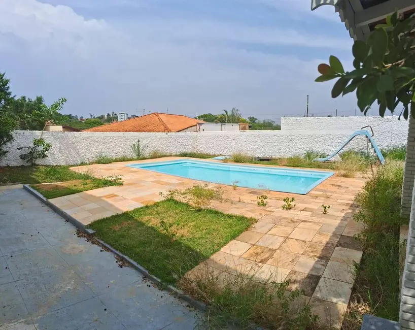 Foto 2 de Casa com 3 quartos à venda, 510m2 em Sao Pedro - SP