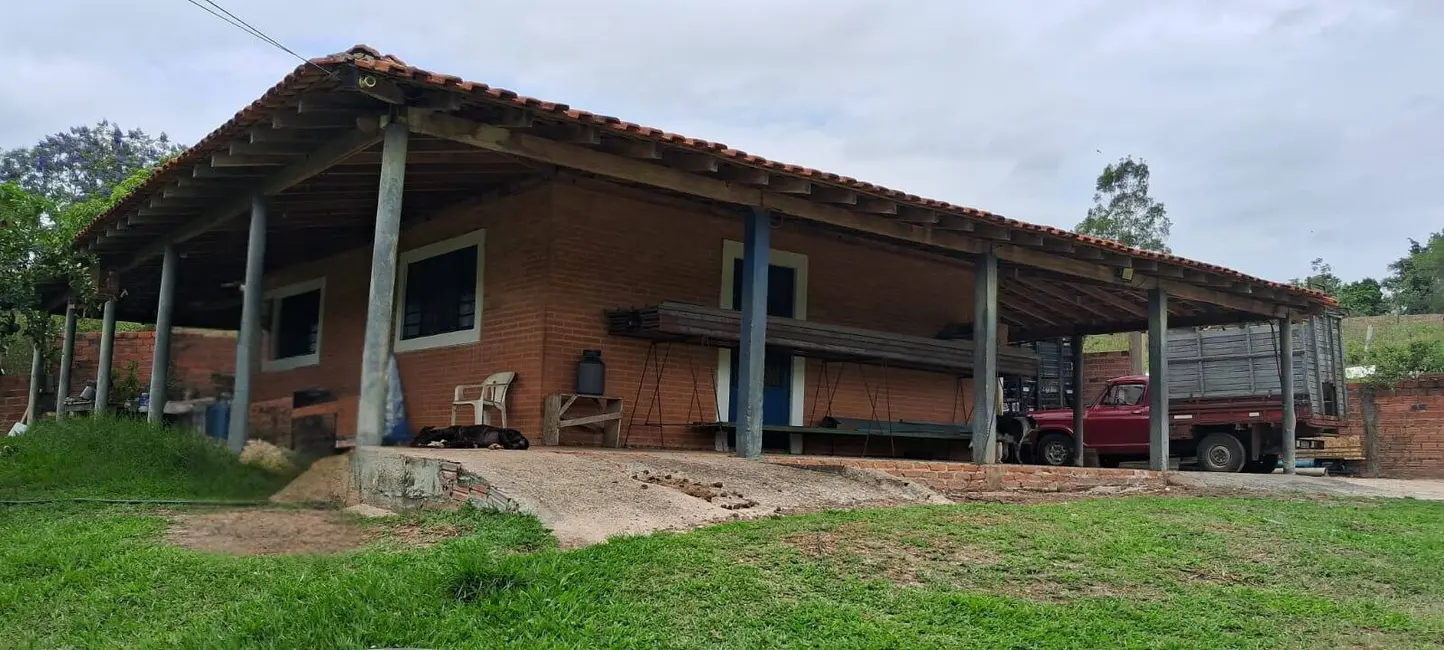 Foto 1 de Sítio / Rancho com 2 quartos à venda, 5652m2 em Sao Pedro - SP