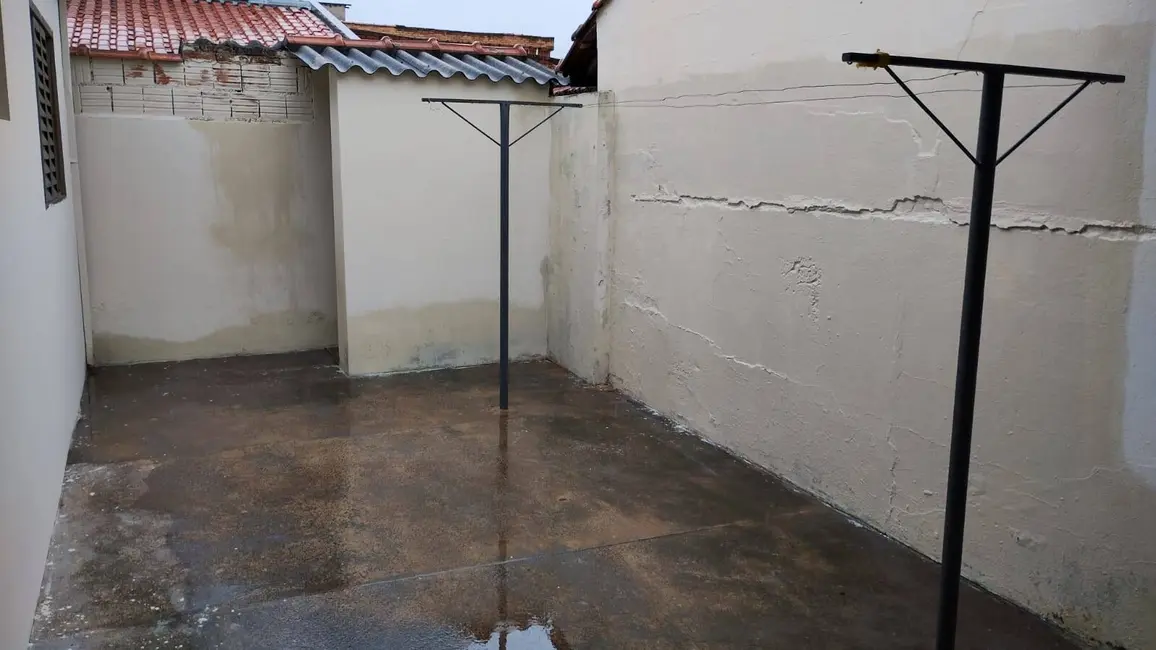 Foto 2 de Casa com 4 quartos à venda, 216m2 em Sao Pedro - SP