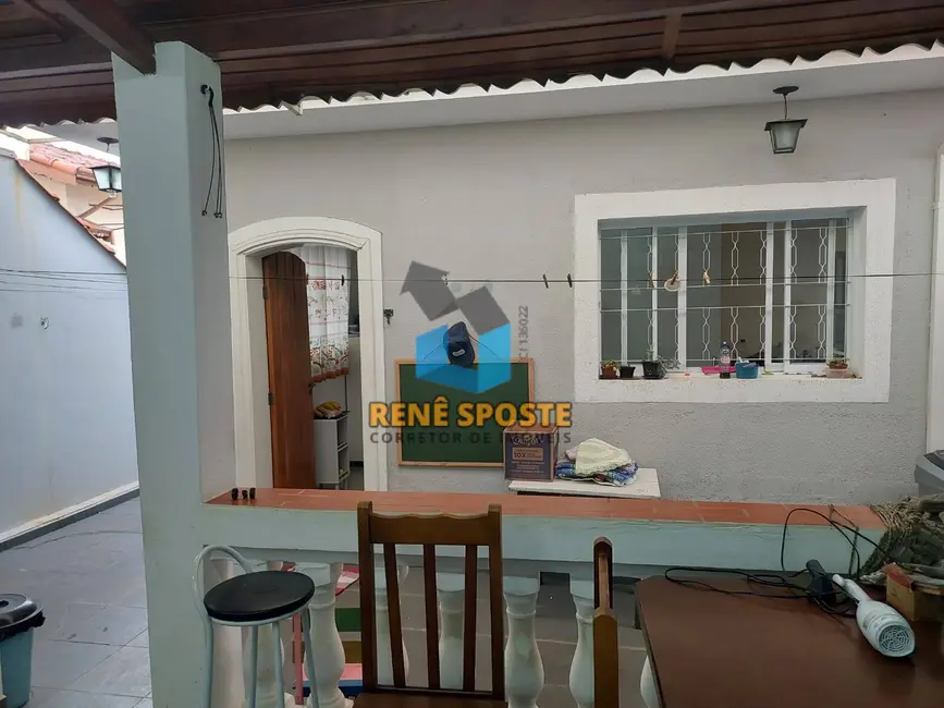 Foto 3 de Casa com 2 quartos à venda, 275m2 em Sao Pedro - SP