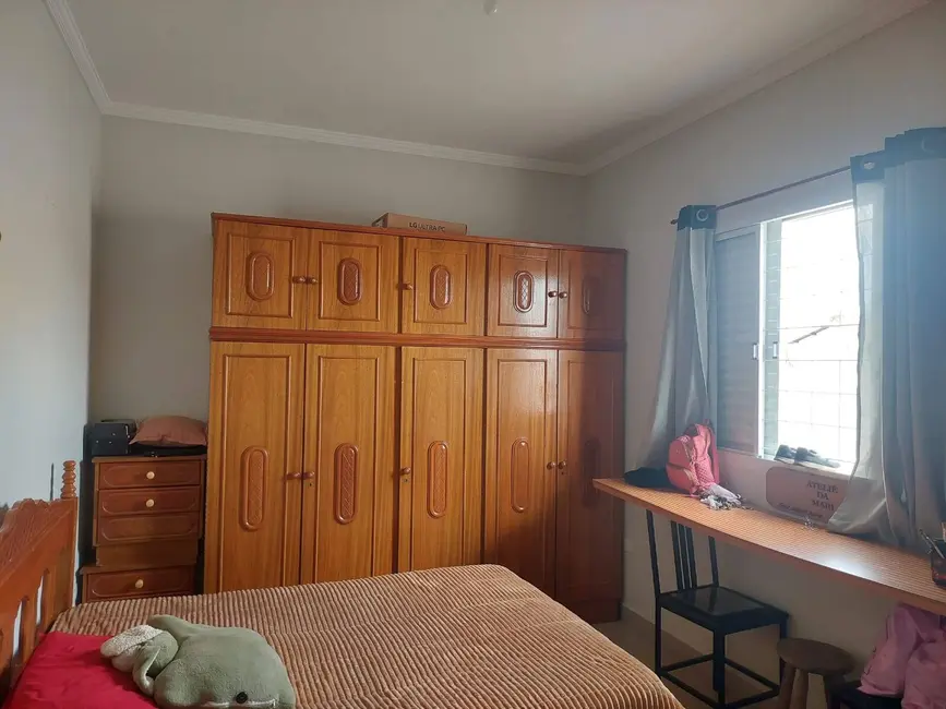 Foto 6 de Casa com 3 quartos à venda, 303m2 em Sao Pedro - SP